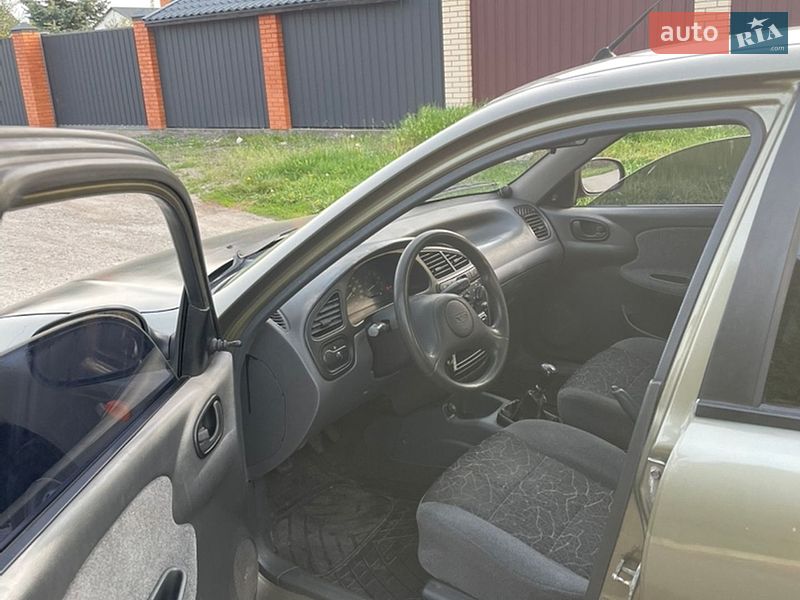 Седан Daewoo Lanos 2004 в Борисполе