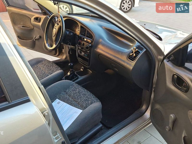 Седан Daewoo Lanos 2008 в Калуше