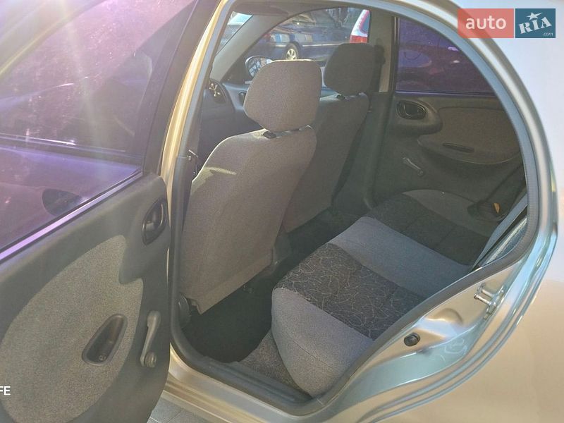 Седан Daewoo Lanos 2008 в Ивано-Франковске