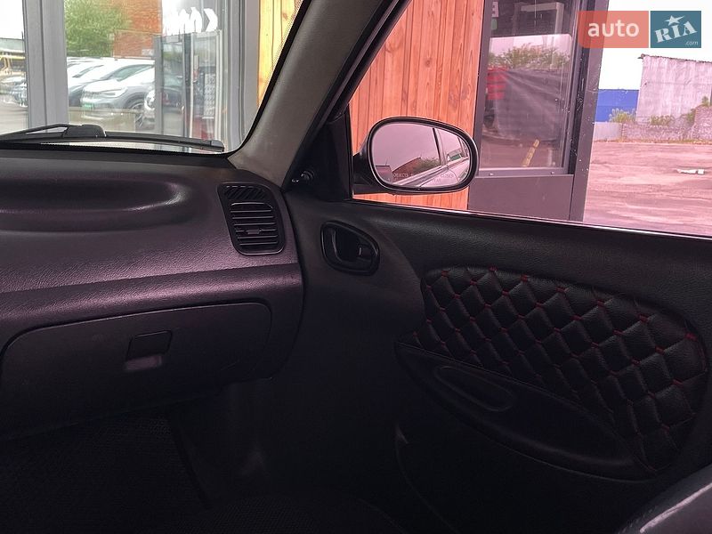 Седан Daewoo Lanos 2001 в Вінниці