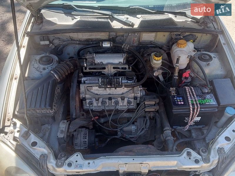 Седан Daewoo Lanos 2003 в Львове