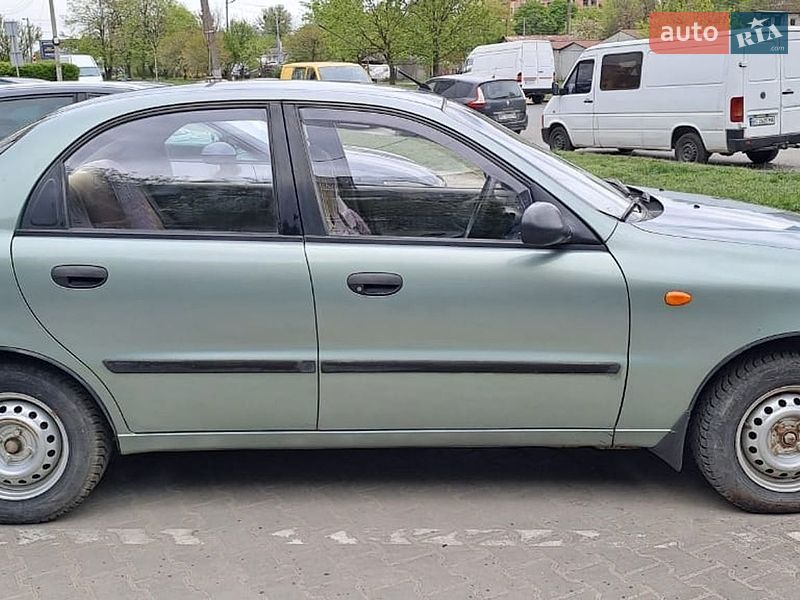 Седан Daewoo Lanos 2008 в Львові