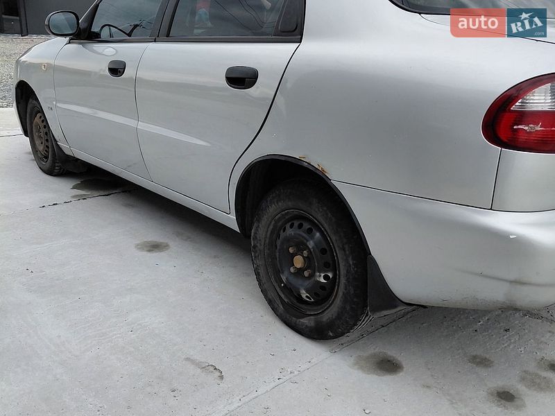 Седан Daewoo Lanos 2003 в Ивано-Франковске