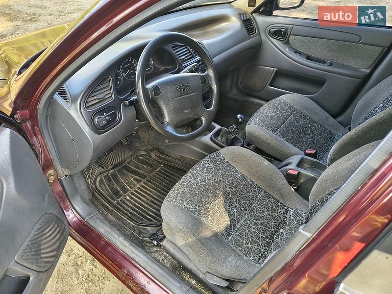 Седан Daewoo Lanos 2009 в Полтаве