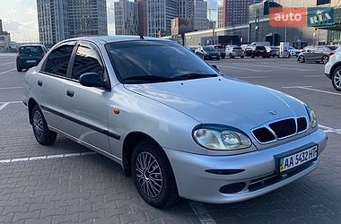 Седан Daewoo Lanos 2004 в Киеве