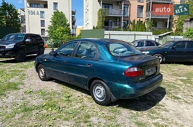 Седан Daewoo Lanos 1998 в Києві
