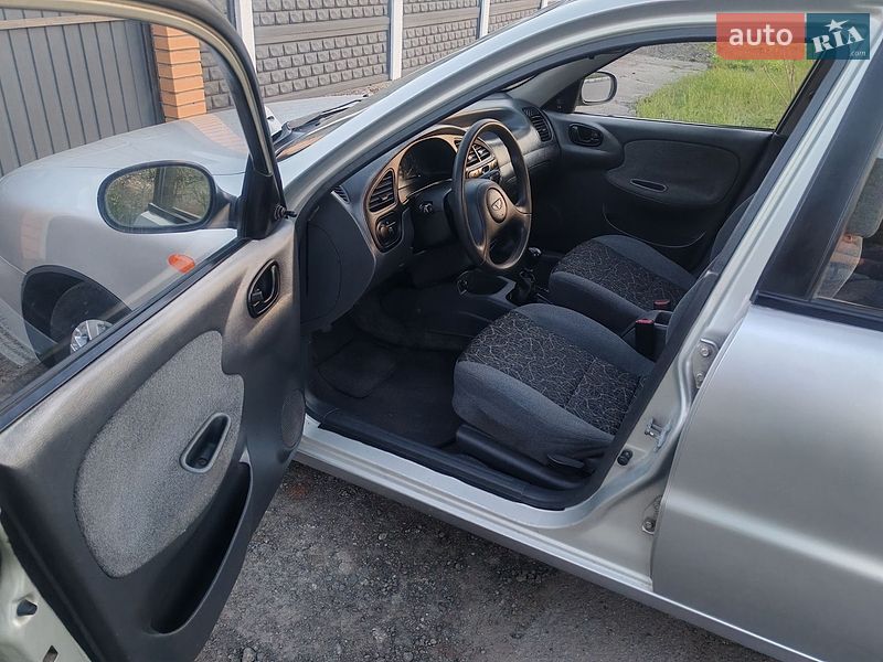 Седан Daewoo Lanos 2005 в Хоролі