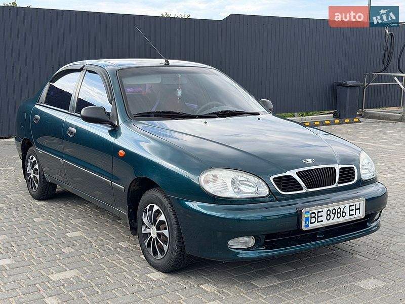 Седан Daewoo Lanos 2003 в Южноукраинске