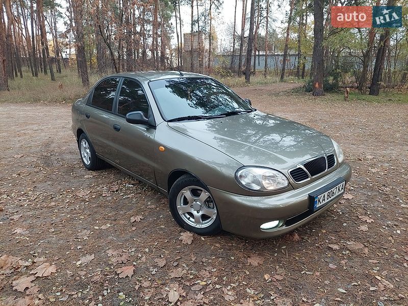 Седан Daewoo Lanos 2005 в Киеве