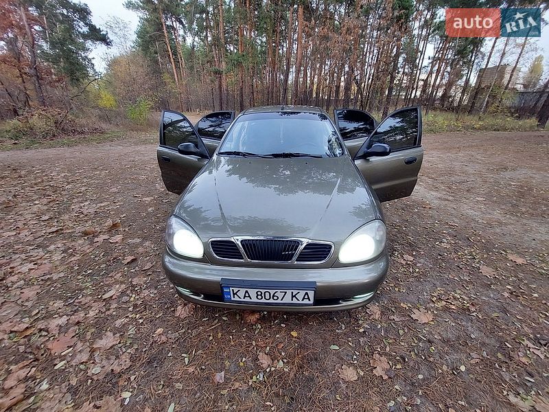 Седан Daewoo Lanos 2005 в Киеве