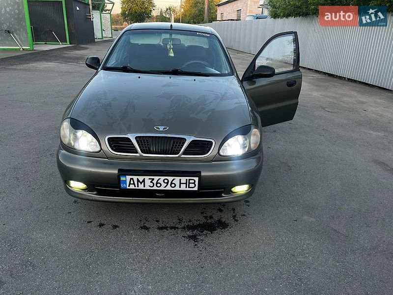 Седан Daewoo Lanos 2006 в Києві