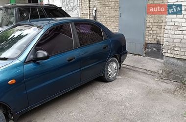 Седан Daewoo Lanos 2001 в Львове