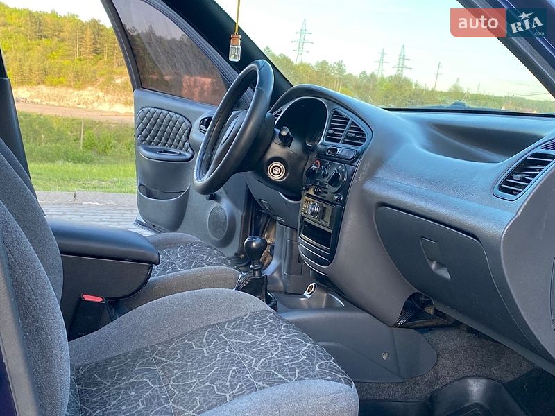 Седан Daewoo Lanos 2005 в Могилев-Подольске