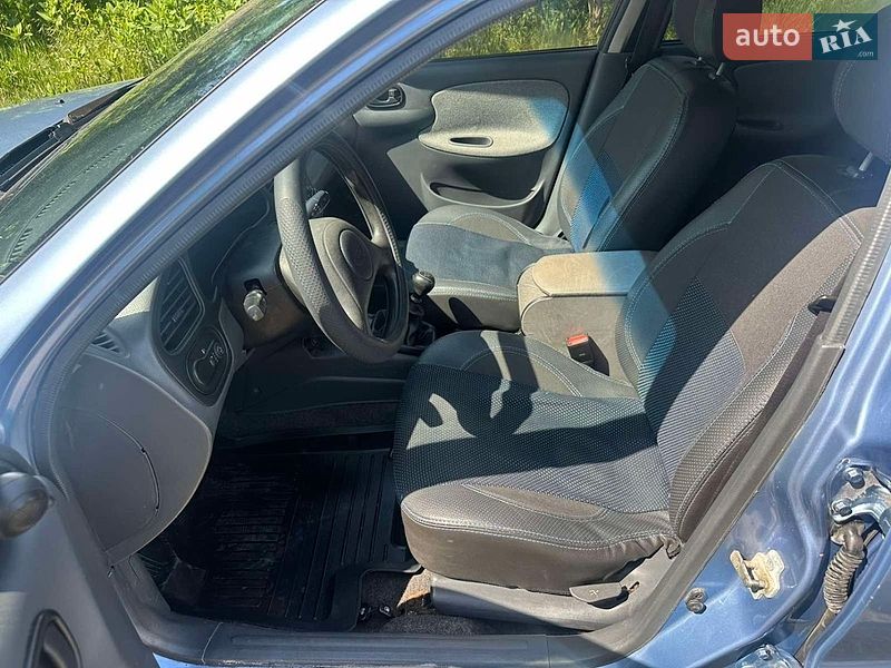Седан Daewoo Lanos 2008 в Києві