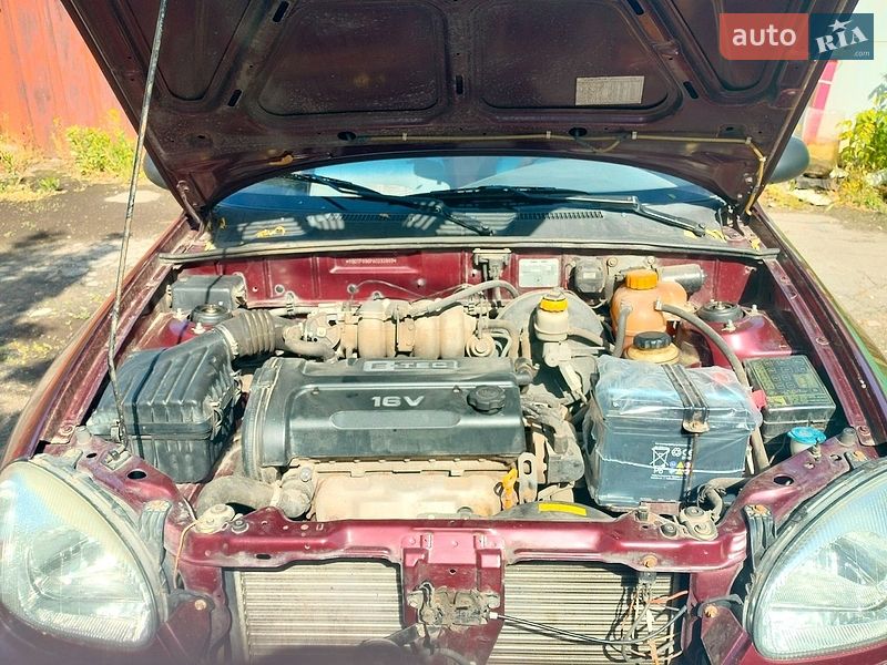 Седан Daewoo Lanos 2010 в Херсоне