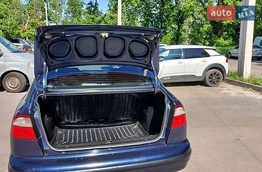 Седан Daewoo Lanos 2003 в Харькове