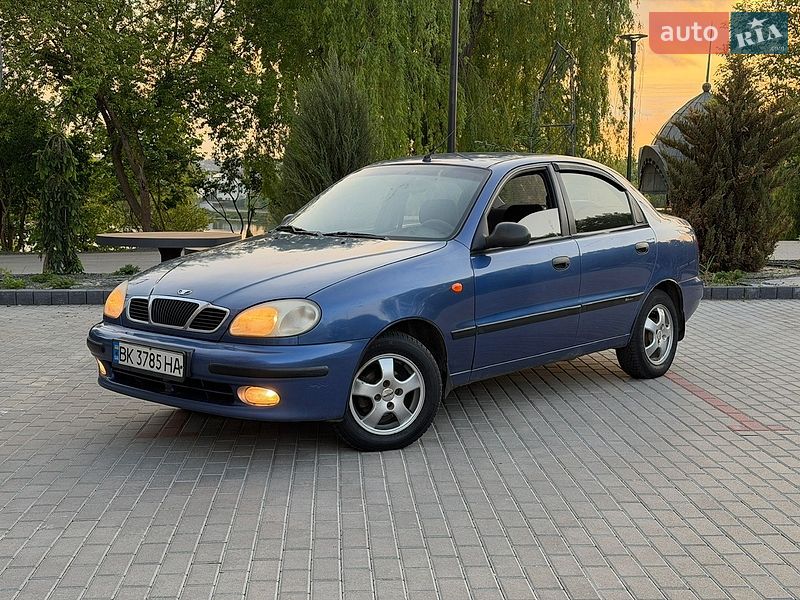 Седан Daewoo Lanos 2008 в Рівному