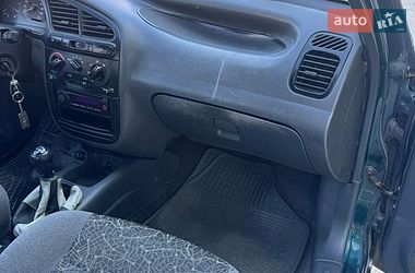 Седан Daewoo Lanos 2004 в Львове
