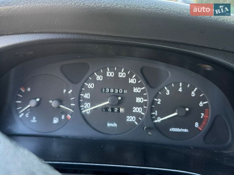 Седан Daewoo Lanos 2004 в Львове