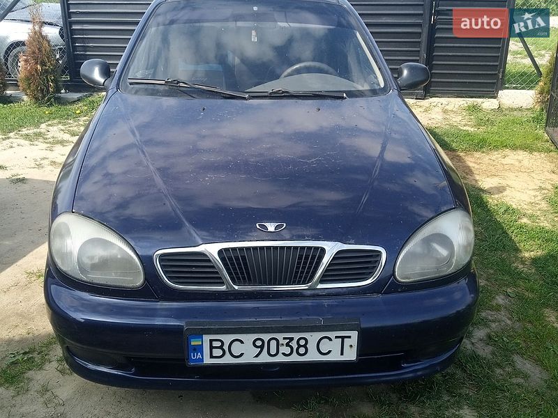 Седан Daewoo Lanos 2006 в Новояворівську