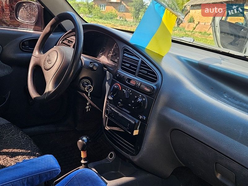 Седан Daewoo Lanos 2005 в Монастыриске
