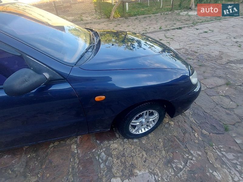 Седан Daewoo Lanos 2003 в Дружбі