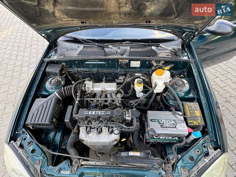 Седан Daewoo Lanos 2003 в Черновцах
