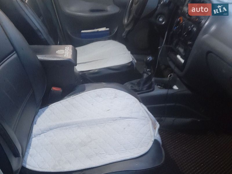 Седан Daewoo Lanos 2006 в Золочеве