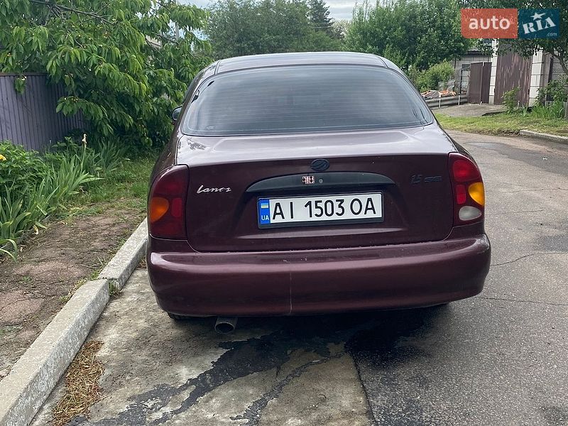 Седан Daewoo Lanos 2012 в Ржищеві
