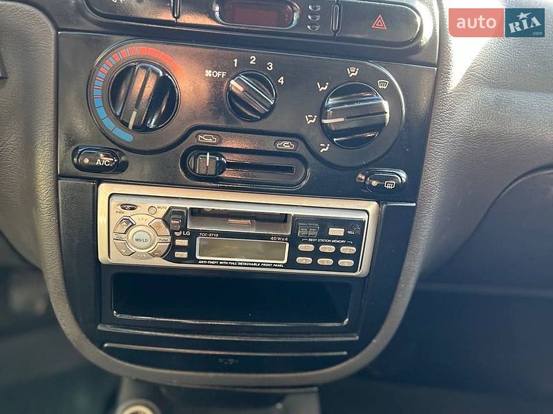 Седан Daewoo Lanos 2005 в Змиеве