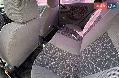 Седан Daewoo Lanos 2003 в Полтаві