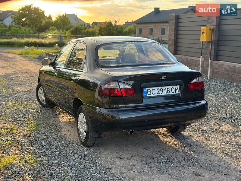 Седан Daewoo Lanos 2008 в Жовкве