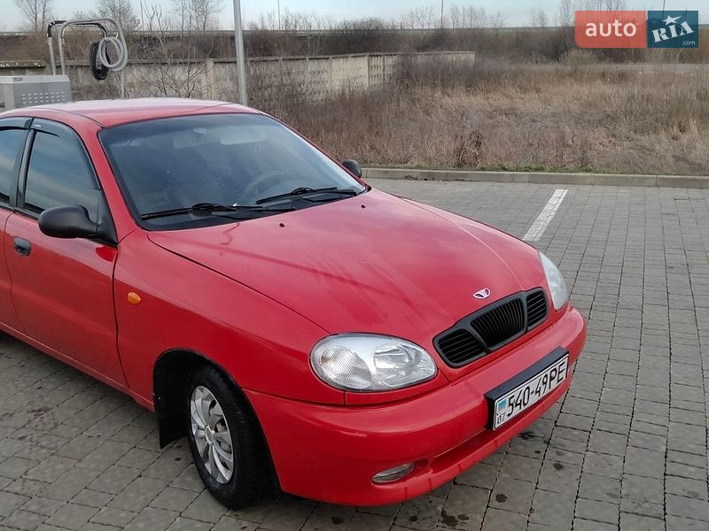 Седан Daewoo Lanos 1999 в Ужгороде