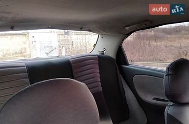 Седан Daewoo Lanos 1999 в Ужгороде