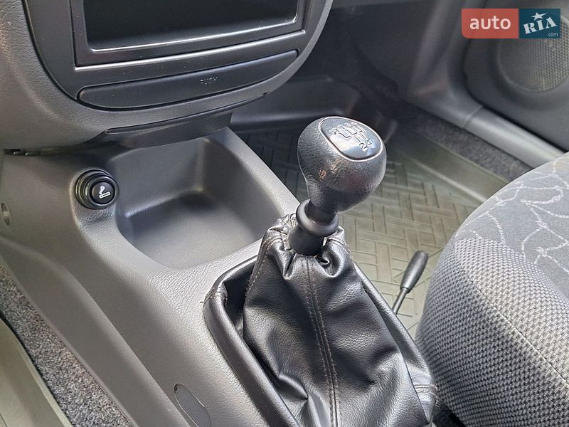 Седан Daewoo Lanos 2005 в Смеле