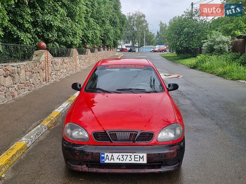 Хэтчбек Daewoo Lanos 2002 в Киеве