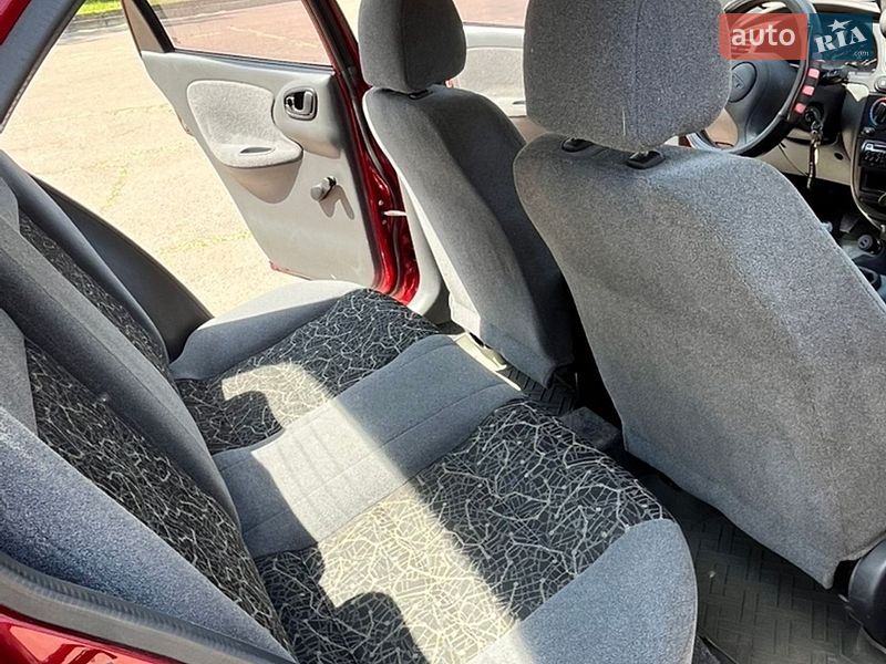 Седан Daewoo Lanos 2006 в Кривому Розі