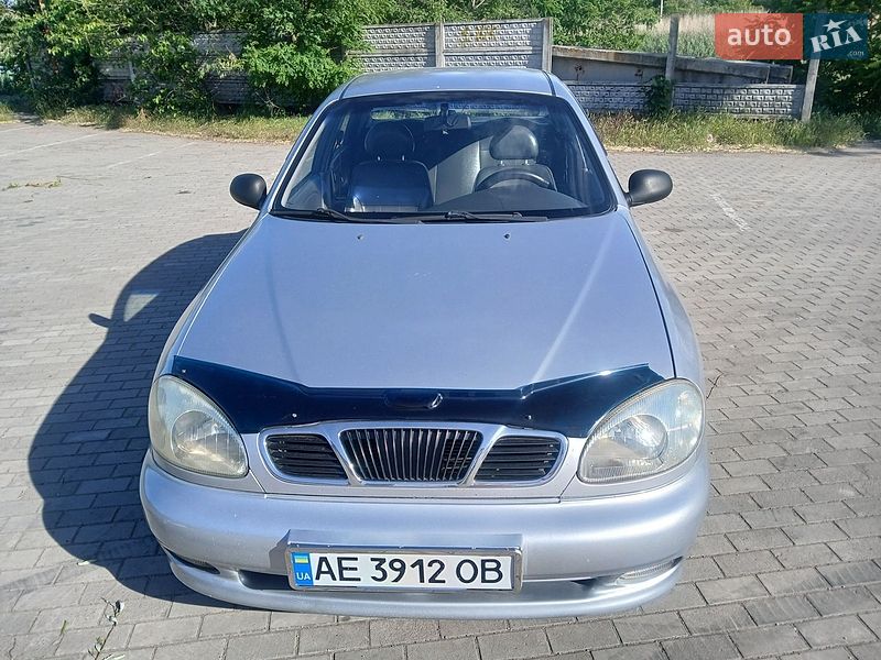 Седан Daewoo Lanos 1998 в Апостолово