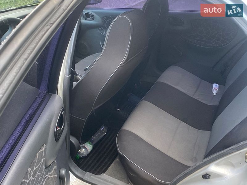Седан Daewoo Lanos 2002 в Полтаве