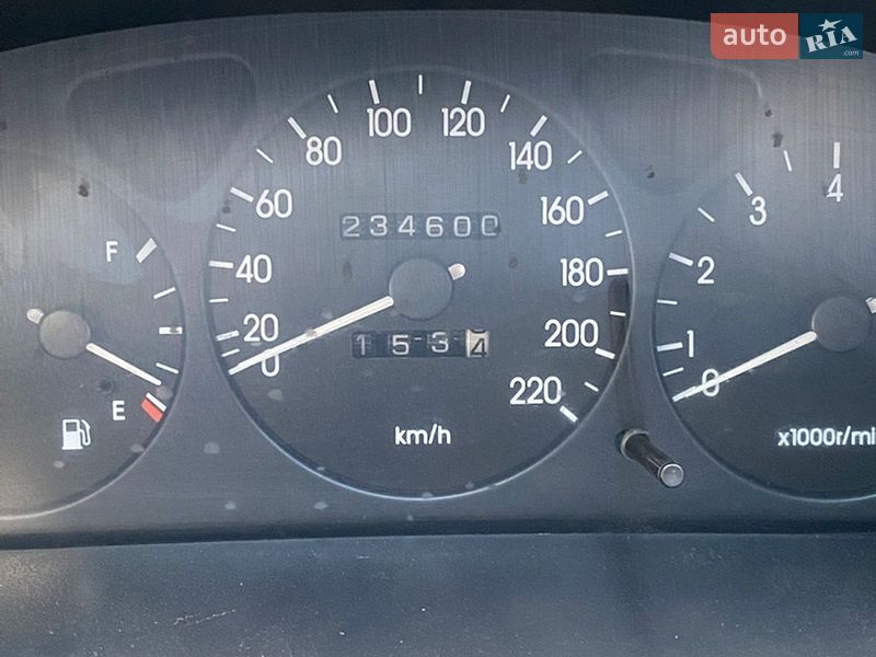 Седан Daewoo Lanos 2002 в Полтаве