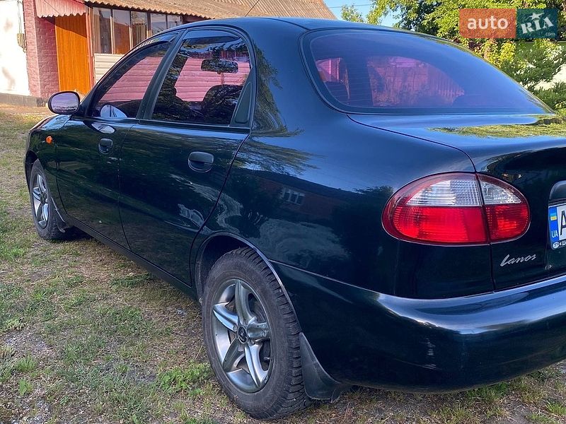 Седан Daewoo Lanos 2008 в Романове