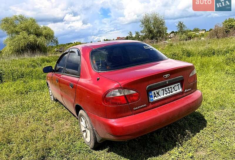 Седан Daewoo Lanos 1998 в Харькове