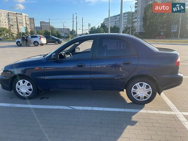 Седан Daewoo Lanos 2003 в Сумах