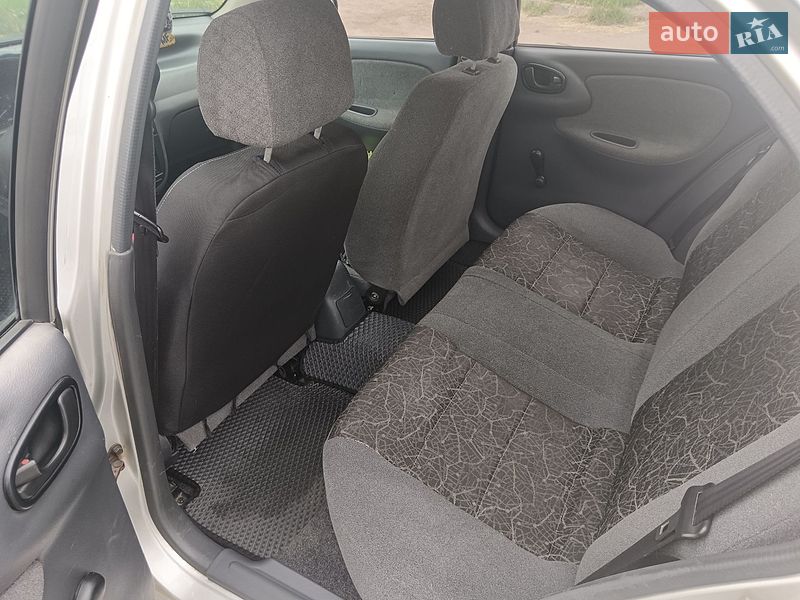 Седан Daewoo Lanos 2004 в Николаеве фото 14 Седан Daewoo Lanos 2004 в Николаеве