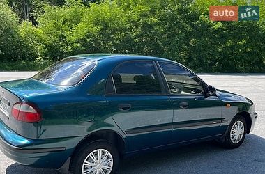 Седан Daewoo Lanos 2005 в Полонному