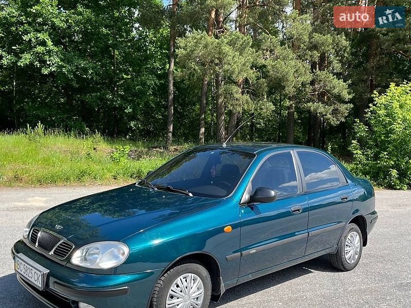 Седан Daewoo Lanos 2005 в Полонному