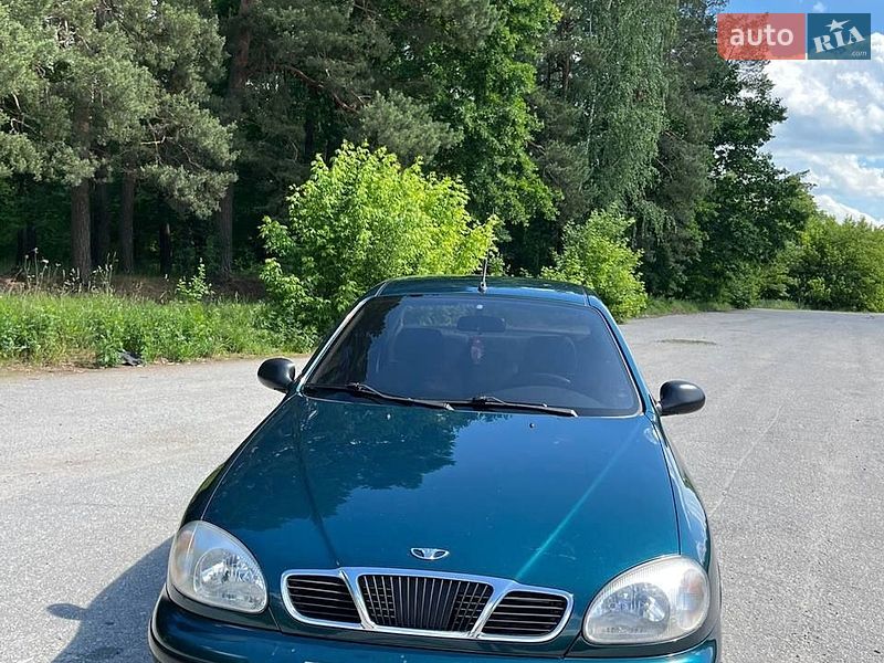 Седан Daewoo Lanos 2005 в Полонному
