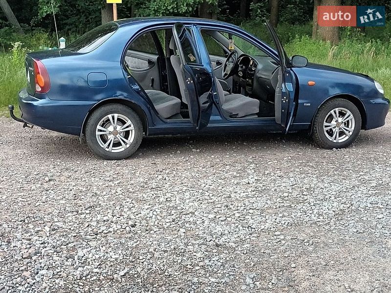 Седан Daewoo Lanos 2005 в Попельне
