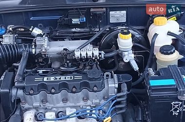 Седан Daewoo Lanos 2005 в Попельне