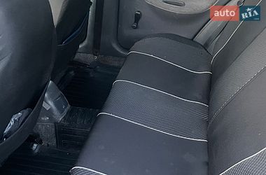 Седан Daewoo Lanos 2006 в Луцьку